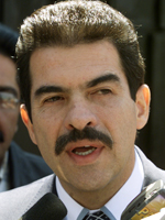 Manfred Reyes Villa Bacigalupi